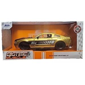 Jada 1:24 Big Time Muscle 2010 Ford Mustang GT Diecast car Gold BOX DAMAGED